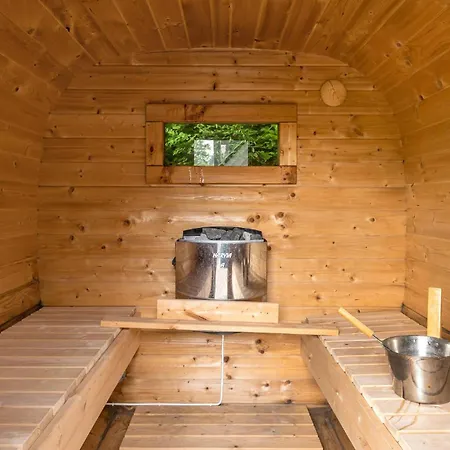 Holiday home Four-bedroom In