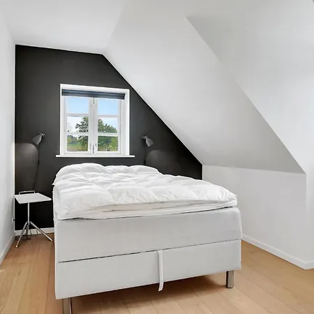 Four-bedroom In Holiday home