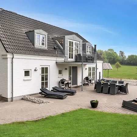 Four-bedroom In Holiday home Juelsminde (Hedensted)